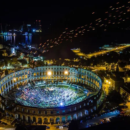 아파트 Ruza 2 By Interhome